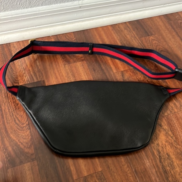 Gucci bum bag/beltbag - Picture 4 of 10